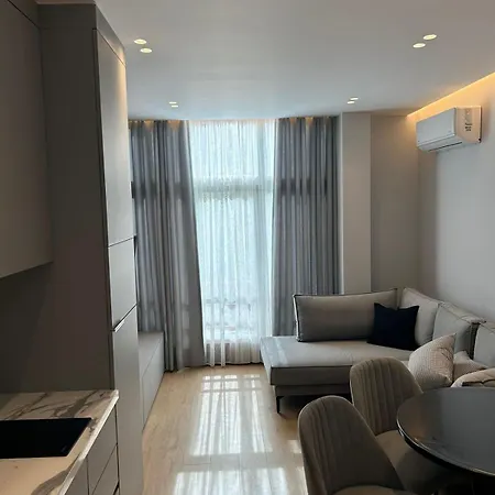 Elrej Apartamens *