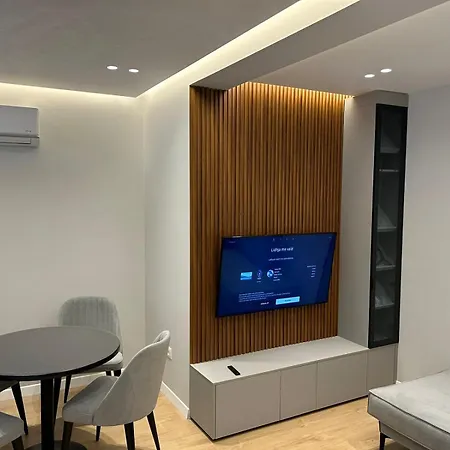 Elrej Apartamens * Τίρανα